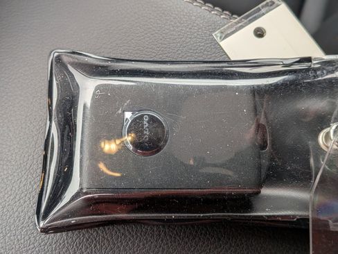 Used 2025 Volvo XC40 B5 Core image 38