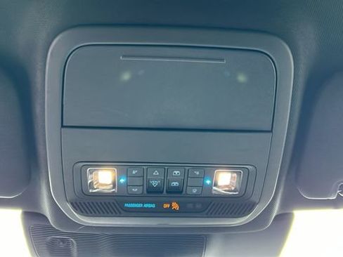 Certified 2024 Ford Explorer ST-Line w/ Class IV Trailer Tow Package image 24