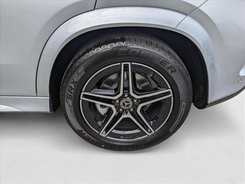 New 2025 Mercedes-Benz GLE 580 GLE 580 image 9