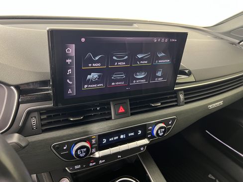 Used 2020 Audi A4 2.0T Premium Plus w/ Premium Plus Package image 28