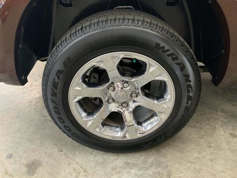 Used 2015 RAM 1500 Laramie w/ Convenience Group AWD/4WD image 49