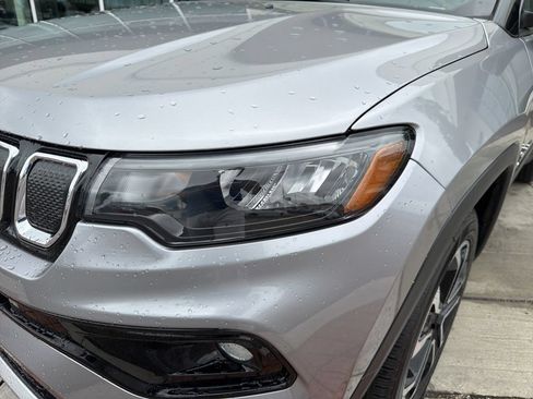 Used 2022 Jeep Compass Limited AWD/4WD image 14