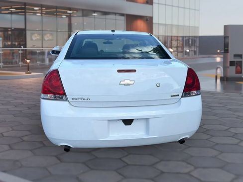 Used 2014 Chevrolet Impala Police FWD image 10