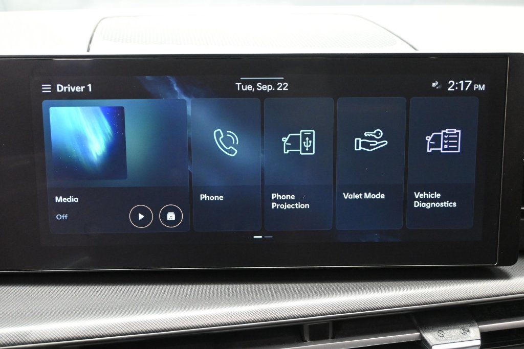 Used 2024 Hyundai Santa Fe SE FWD image 19