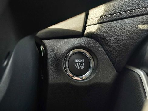 New 2025 Toyota RAV4 XLE image 33