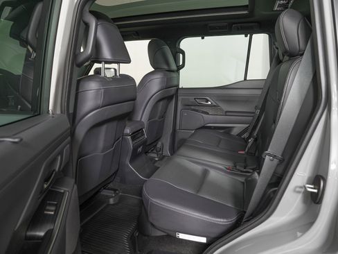 Used 2025 Lexus GX 550 550 Luxury+ image 14