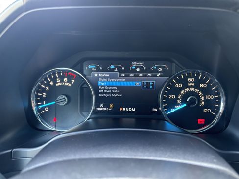Used 2017 Ford F150 Platinum w/ FX4 Off-Road Package AWD/4WD image 17