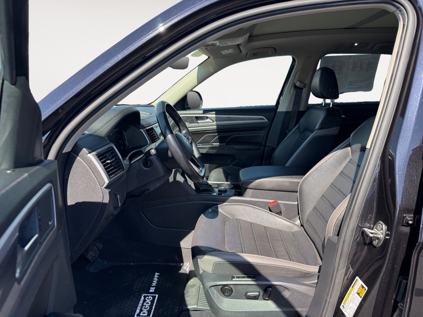 Certified 2021 Volkswagen Atlas SEL Premium AWD/4WD image 10