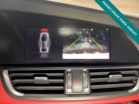 Used 2021 Alfa Romeo Giulia Ti w/ Nero Edizione image 11