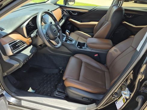 Used 2021 Subaru Outback Touring w/ Popular Package #2 AWD/4WD image 12