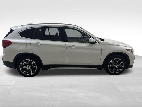 Used 2022 BMW X1 xDrive28i AWD/4WD image 11