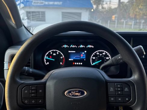 Used 2023 Ford F250 XL w/ STX Appearance Package AWD/4WD image 24
