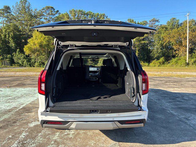 Used 2025 Ford Expedition Max Platinum AWD/4WD image 19
