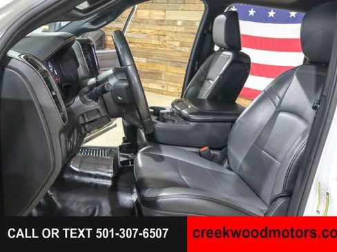 Used 2024 RAM 2500 Tradesman w/ Chrome Appearance Group AWD/4WD image 8