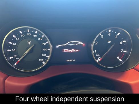 Used 2022 Maserati Levante Trofeo image 13