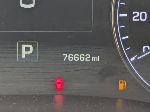 Used 2015 Hyundai Genesis 5.0 image 27