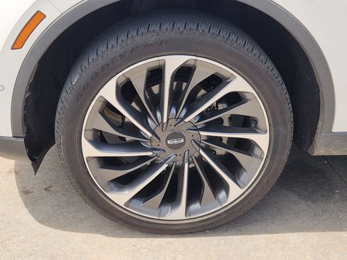Used 2020 Lincoln Aviator Reserve w/ Equipment Group 202A AWD/4WD image 14
