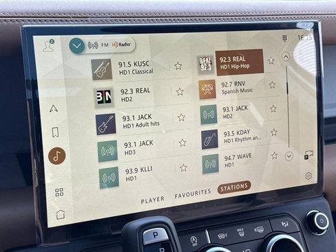 New 2026 Land Rover Defender 110 X-Dynamic SE image 25