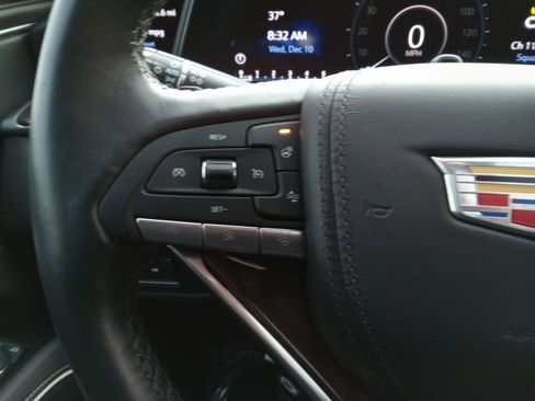 Used 2024 Cadillac Escalade Sport Platinum w/ LPO, ONYX Package image 20