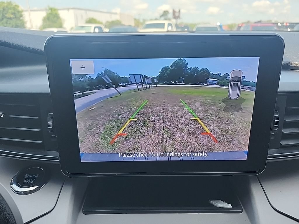 Used 2023 Ford Explorer XLT RWD image 6