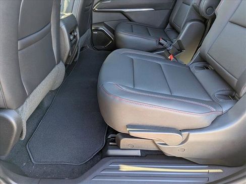 New 2026 Chevrolet Traverse Z71 w/ Enhanced Driving Package image 16