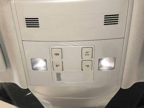 Used 2025 Volkswagen Jetta S image 32