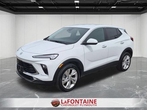 Certified 2025 Buick Encore GX Preferred FWD image 1
