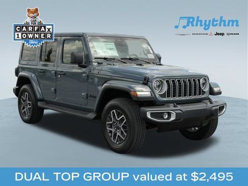 Used 2026 Jeep Wrangler Unlimited Sahara AWD/4WD image 1