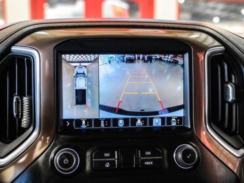 Used 2022 Chevrolet Silverado 3500 High Country w/ Technology Package image 20