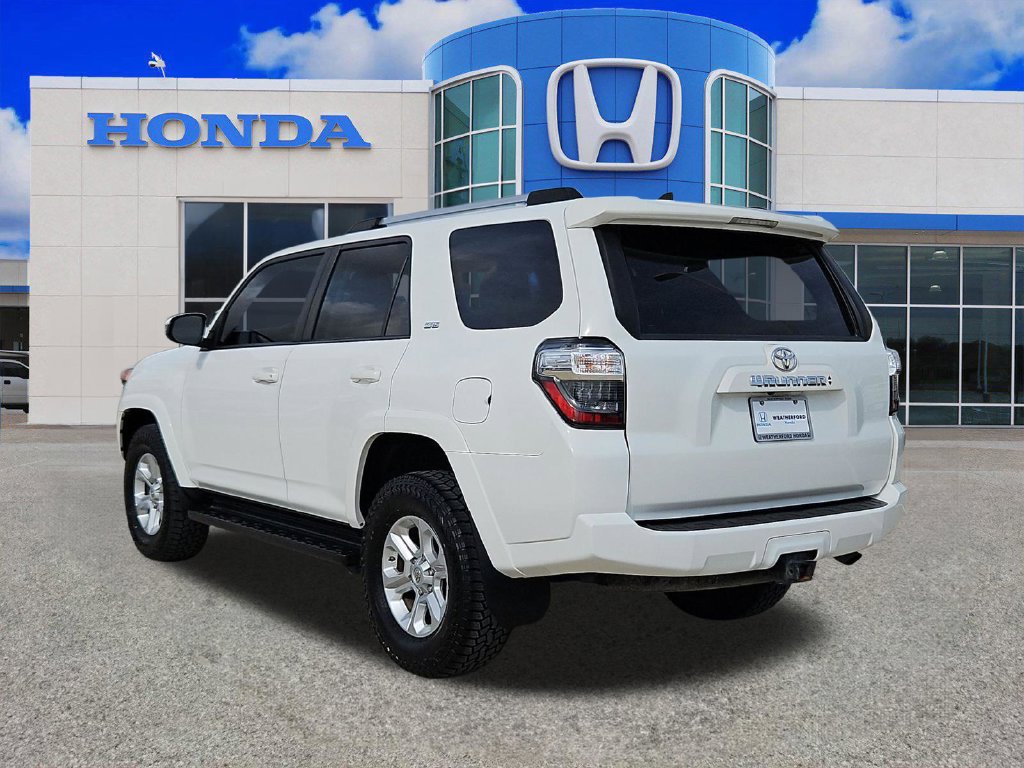 Used 2021 Toyota 4Runner SR5 AWD/4WD image 5