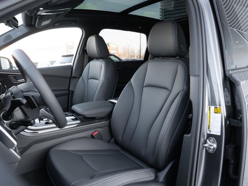 New 2026 Audi Q7 3.0T Premium Plus AWD/4WD image 24