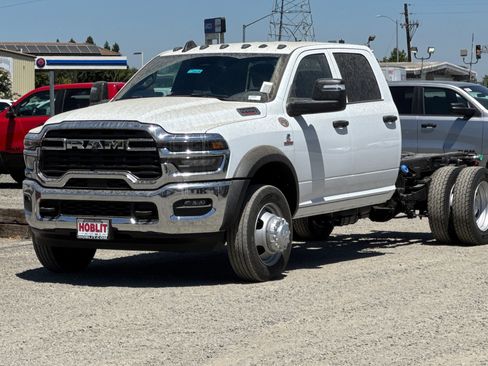 New 2025 RAM 5500 Tradesman w/ Safety Group image 7
