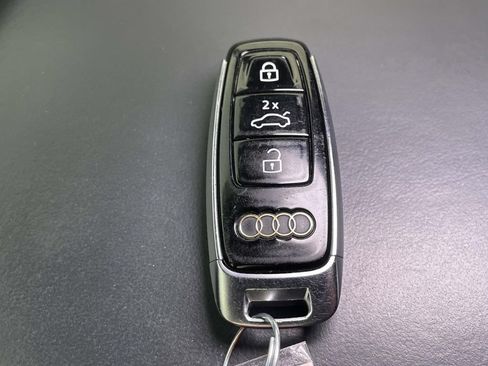 Used 2021 Audi SQ8 Prestige AWD/4WD image 39