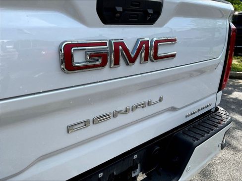 Used 2022 GMC Sierra 3500 Denali AWD/4WD image 25