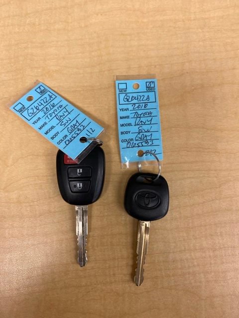 Used 2016 Toyota RAV4 LE AWD/4WD image 3