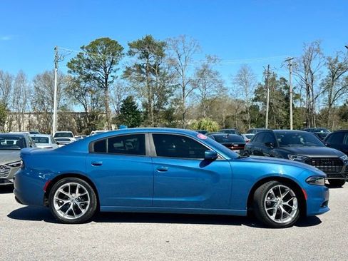 Used 2020 Dodge Charger SXT w/ Plus Group image 5