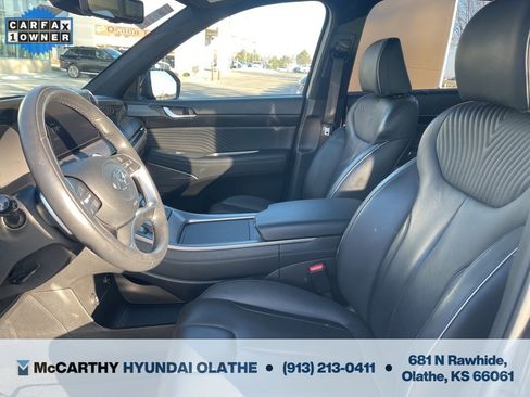 Used 2023 Hyundai Palisade Calligraphy image 4