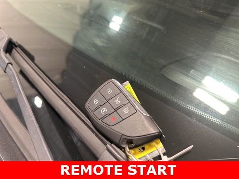 Used 2022 GMC Yukon XL AT4 image 49