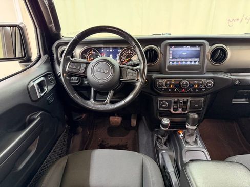 Used 2019 Jeep Wrangler Unlimited Sport S AWD/4WD image 27