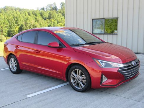 Used 2020 Hyundai Elantra SEL FWD image 2