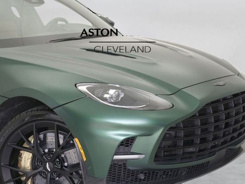 Used 2025 Aston Martin DBX 707 AWD/4WD image 2