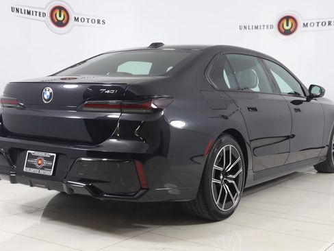 Used 2023 BMW 740i w/ Parking Assistance Package image 3