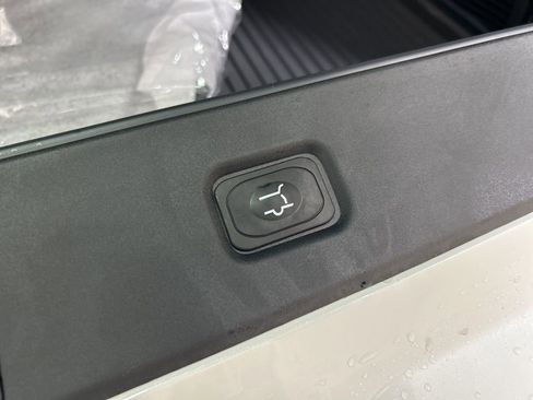 New 2025 Ford Expedition Max Platinum w/ Stealth Performance Package image 36