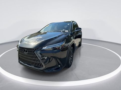Used 2025 Lexus NX 250 250 Base w/ Accessory Package (Z1) image 3