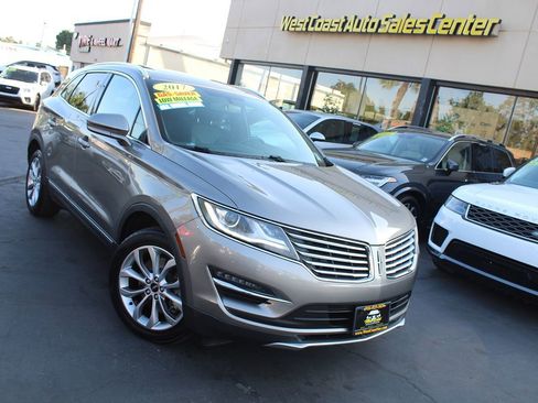Used 2017 Lincoln MKC Select w/ Select Plus Package image 40