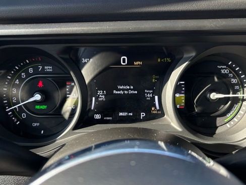 Used 2024 Jeep Wrangler Unlimited Sahara w/ Technology Group image 34