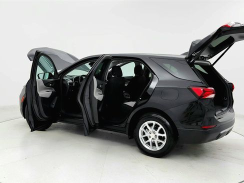 Used 2024 Chevrolet Equinox LT image 10