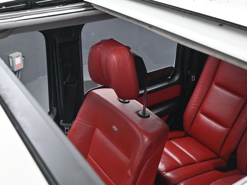 Used 2016 Mercedes-Benz G 550 image 23