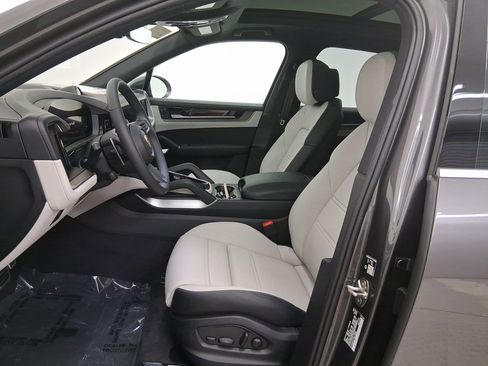 New 2026 Porsche Cayenne E-Hybrid image 5