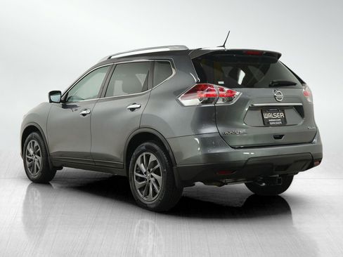 Used 2016 Nissan Rogue SL w/ SL Premium Package AWD/4WD image 3
